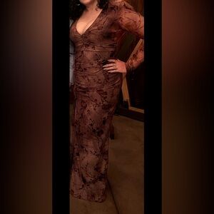 Lulu's Mauve Floral Long Sleeve Dress